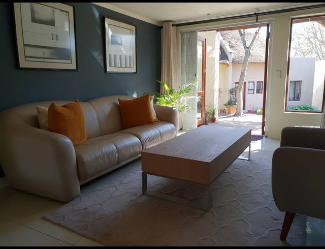 3 BEDROOM APARTMENT TO LET IN JUKSKEI PARK